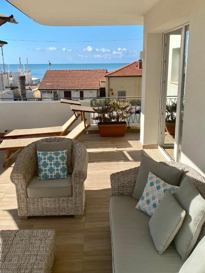 Via Firenze 11 Apartment ฟอลลอนนีกา ภายนอก รูปภาพ
