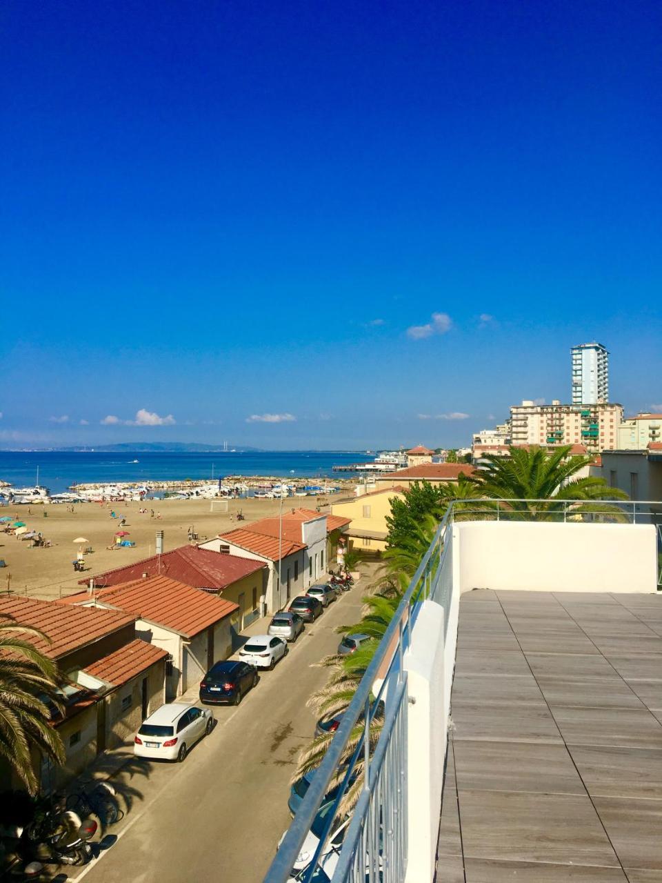 Via Firenze 11 Apartment ฟอลลอนนีกา ภายนอก รูปภาพ